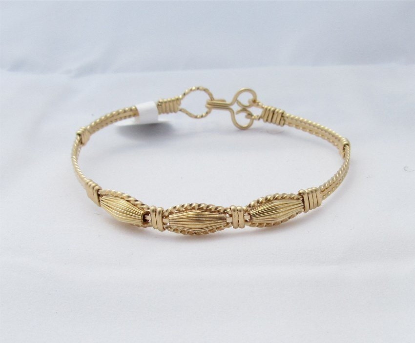 Wsb-0264, Gold Filled Armband, Goldarmband, Handgemachtes Wire Wrapped Armreif von inspiredcreationsco