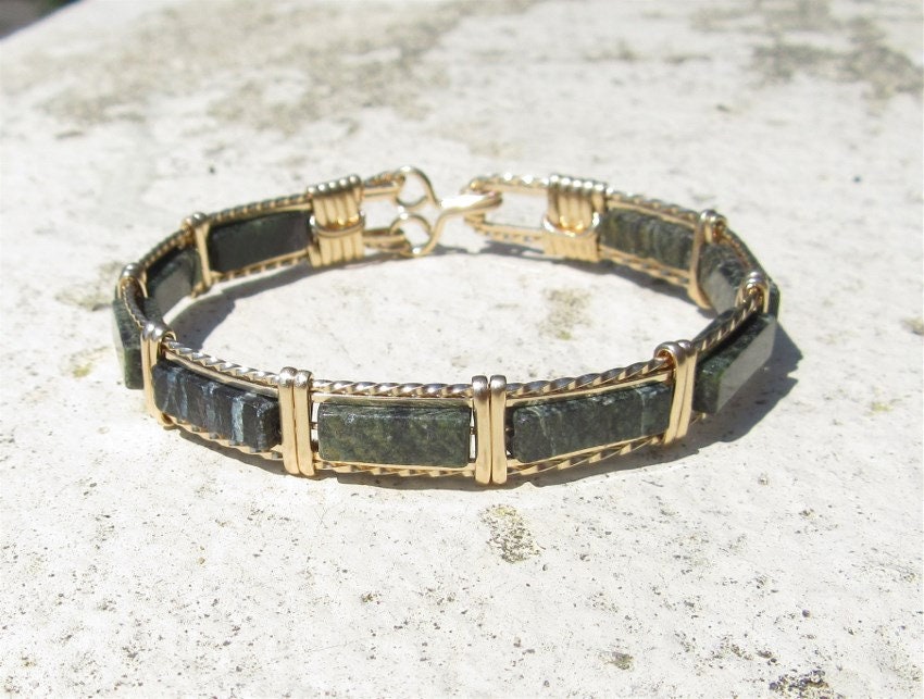 Wsb-0266, Serpentin Armband, Handgemachtes Edelstein Draht Gewickelt, Armreif, Gewickelt Grünes Armband von inspiredcreationsco