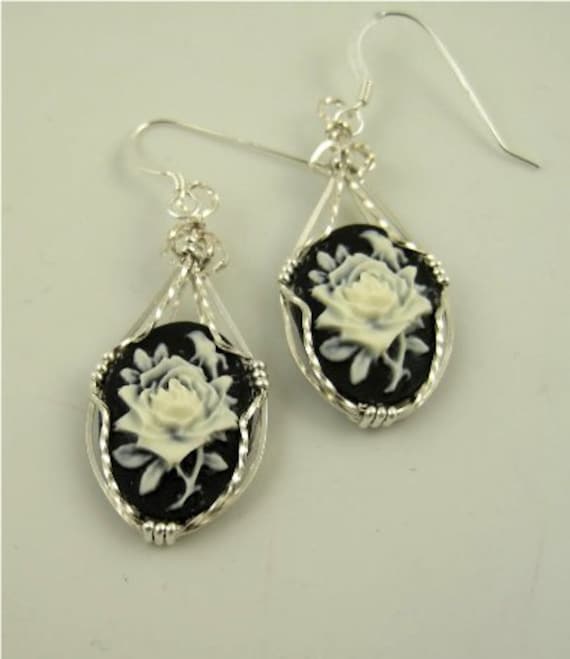 Wse-0030 Blumen Cameo Ohrring Draht Gewickelt in Sterling Silber Wse-0030 Blumen Cameo Ohrring Draht Gewickelt in Sterling Silber von inspiredcreationsco