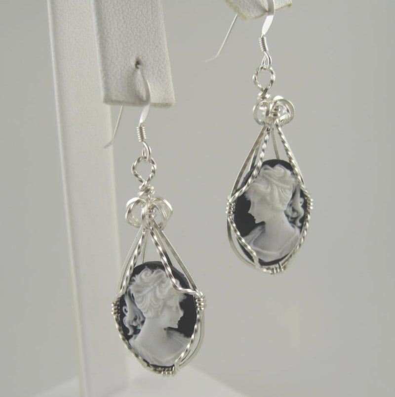 Wse-0041 Lady Cameo Handgemachte Ohrring Draht Gewickelt Mit .925 Sterling Silber von inspiredcreationsco