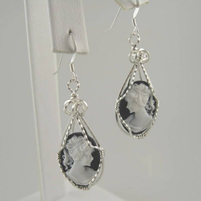 Wse-0041 Lady Cameo Handgemachte Ohrring Draht Gewickelt Mit .925 Sterling Silber von inspiredcreationsco