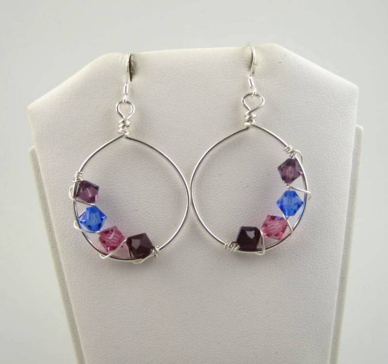 Wse-0112 Mütter, Großmütter, Handgemachter Birthstone Swarovski Kristall Und .925 Sterling Silber Draht Wrapped Hoop Ohrring Wse-0112 Mütter, Großmütter, Handgemachter Birthstone Swarovski Kristall Und .925 Sterling Silber Draht Wrapped Hoop Ohrring von inspiredcreationsco