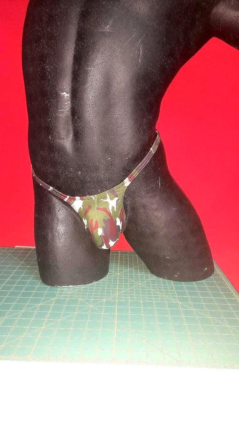 Rio Badestring Mit Kleinem Dreieck Am Po Und Ca 14mm Bänder.. von intymofashion