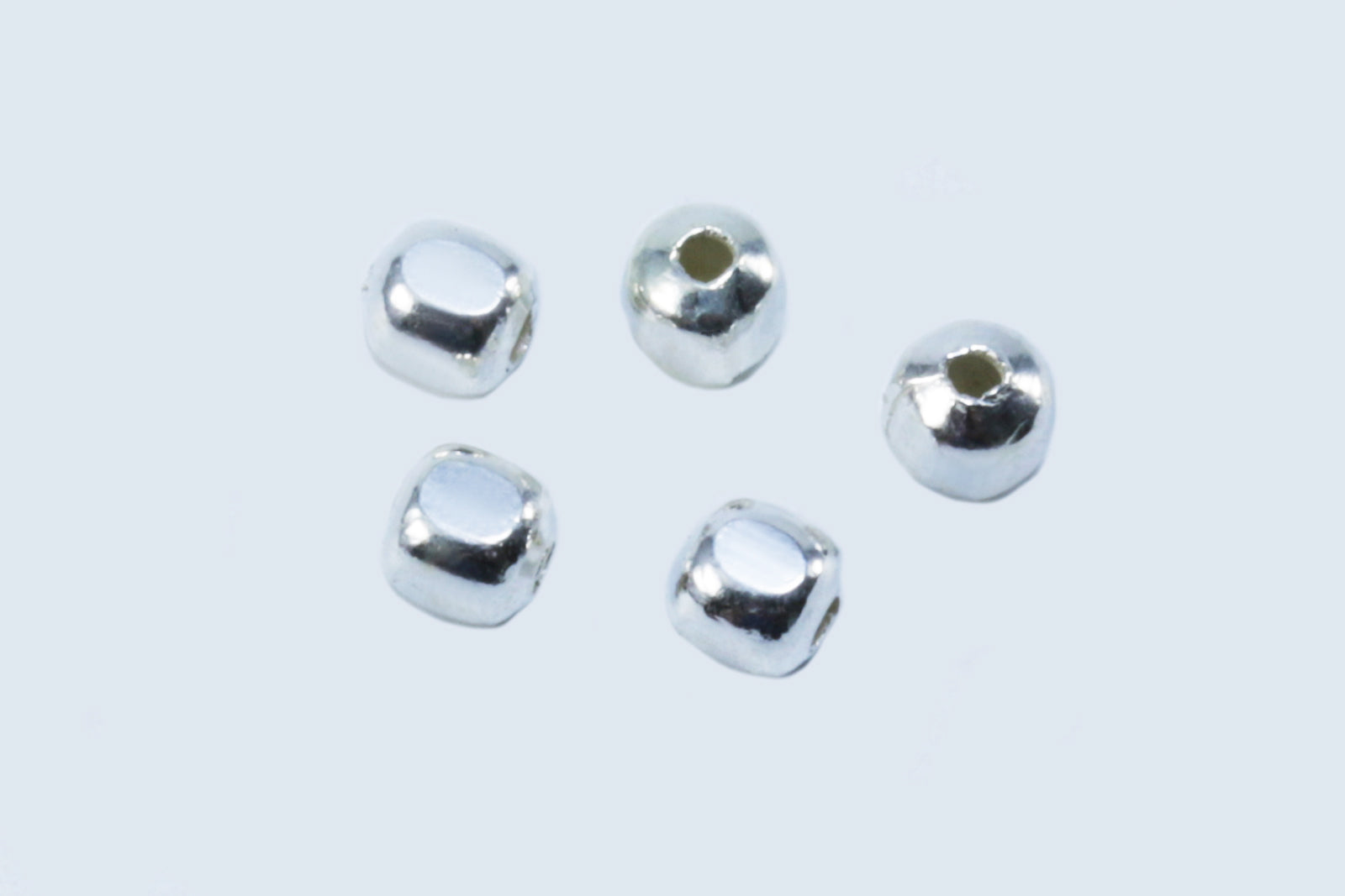 Würfel aus 925 Silber, 4 mm Würfel aus 925 Silber, 4 mm von inwaria
