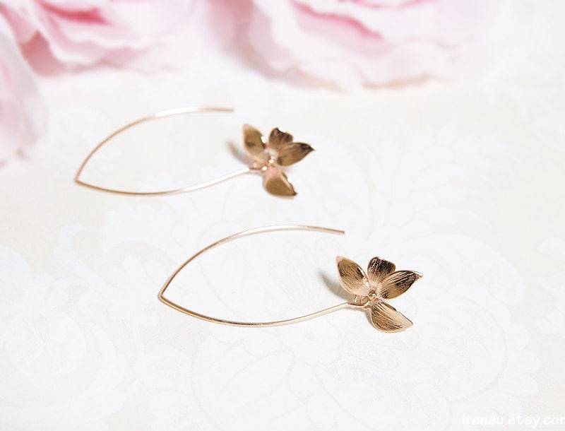 Rose Gold Orchidee Ohrringe, Brautjungfer Geschenk, Lange Moderne Blume, Braut Freundin Geschenk von irenau