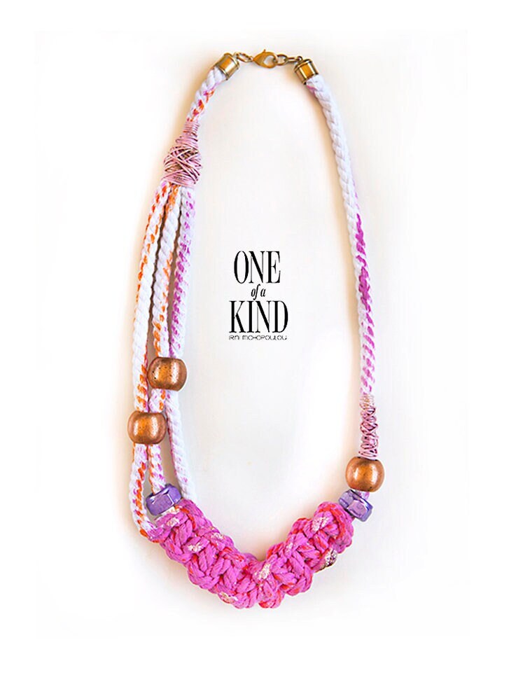 statement Halskette, Umweltfreundlich, Baumwolle Halskette, Seil Halskette, Boho Halskette, Rosa Halskette, Mode Halskette, Funky Halskette, Chunky statement Halskette, Umweltfreundlich, Baumwolle Halskette, Seil Halskette, Boho Halskette, Rosa Halskette, Mode Halskette, Funky Halskette, Chunky von irinimichopoulou