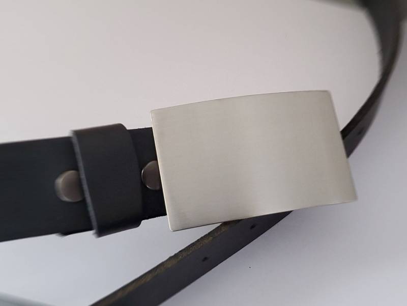 Gebürstete Edelstahl Gürtelschnalle Für 5 cm Kilt Oder Jeans von ironartcanada