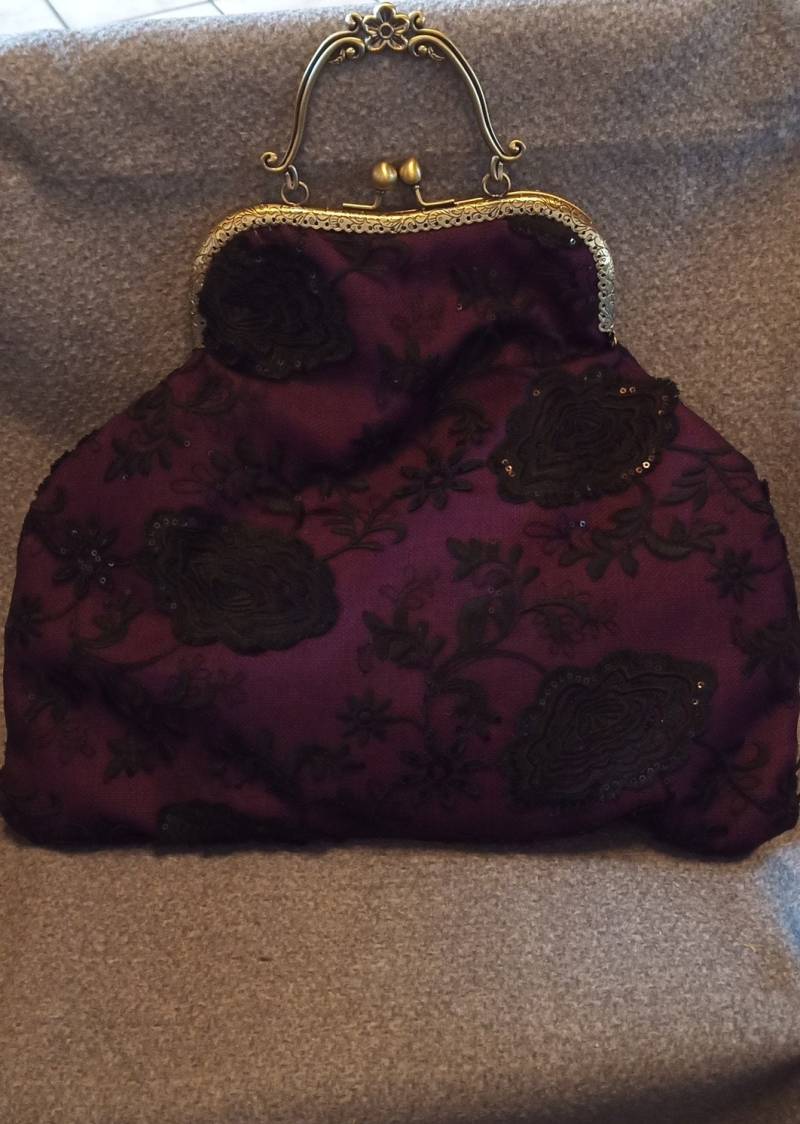 Bügeltasche Fürs Theater Hochzeit Bügeltasche Fürs Theater Hochzeit von isabeaubuegeltaschen