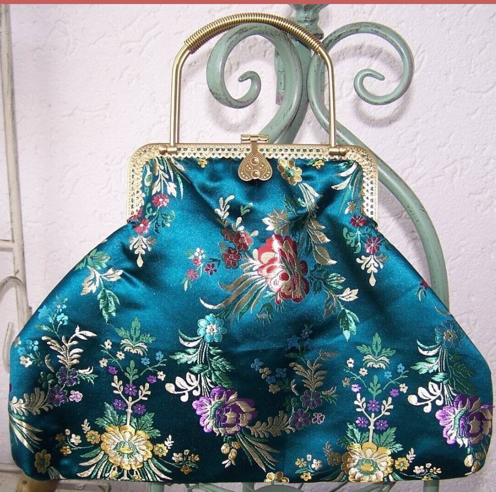 Bügeltasche Handtasche China Stoff Vintage Abendtasche Bügeltasche Handtasche China Stoff Vintage Abendtasche von isabeaubuegeltaschen