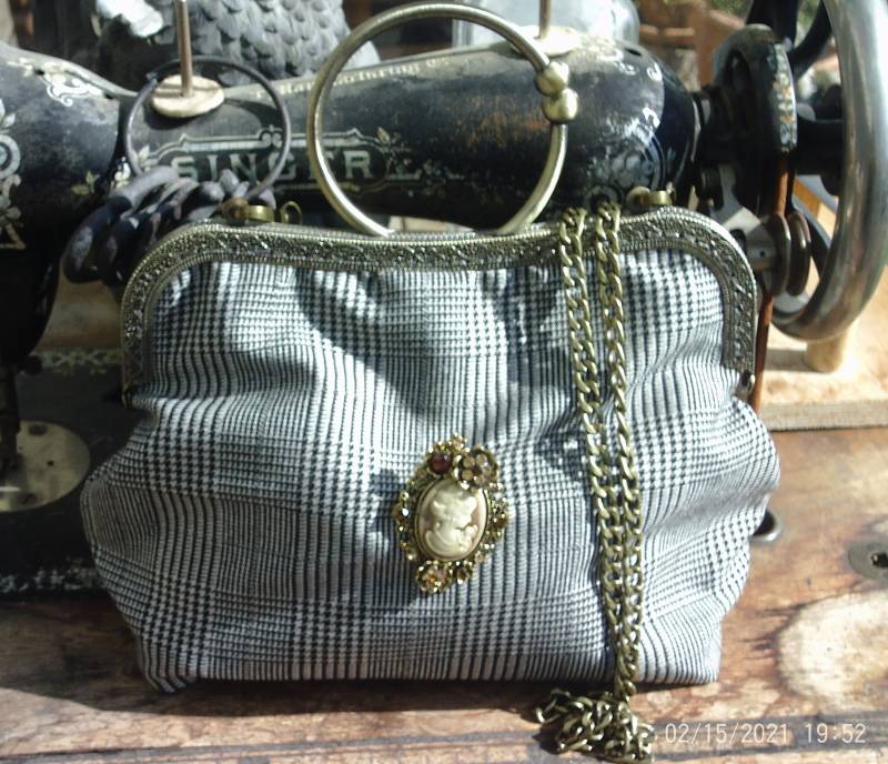 Bügeltasche Theater Nostalgie Shabby Bügeltasche Theater Nostalgie Shabby von isabeaubuegeltaschen