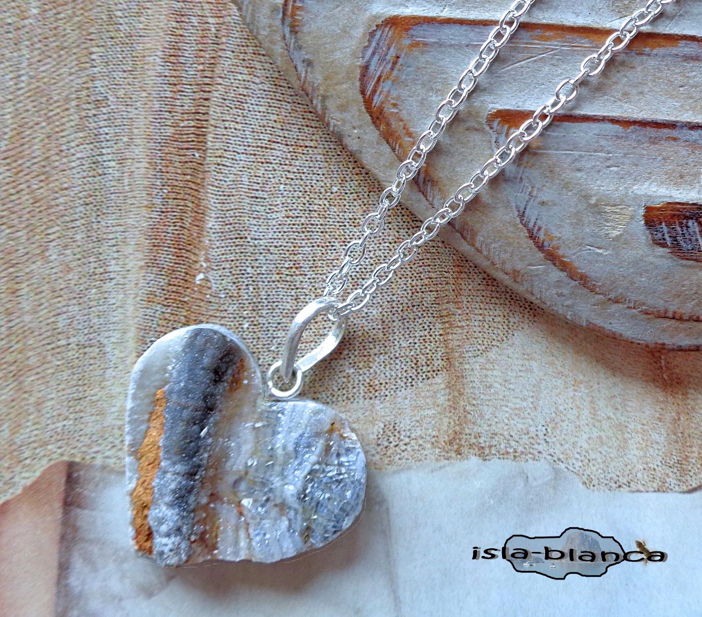 Collier ⋆ Chalzedon Herz Galvanisiert Silber Kurze Kette Herzkette Silberkette Feine Ankerkette Grau von islablanca