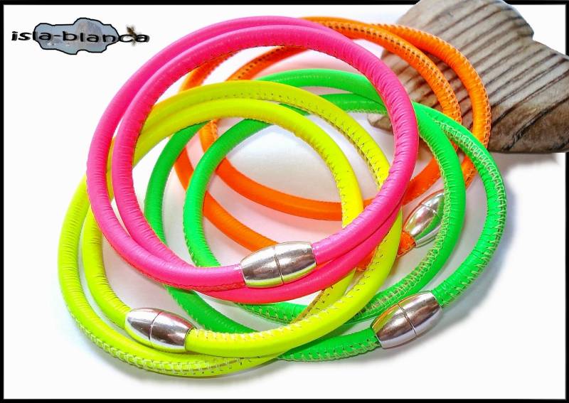 Lederarmband ⋆ Neon Nappaleder Armband Orange Neonorange 4 Mm Leder Magnetverschluss Silber Wickelarmband von islablanca