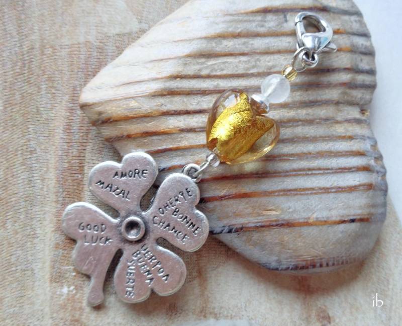 Wechselanhänger ⋆ Klee Herz Glücksklee Mondstein Weiß Topazfarben Silber Kleeblatt Glücksbringer Regenbogenmondstein Good Luck Wechselanhänger ⋆ Klee Herz Glücksklee Mondstein Weiß Topazfarben Silber Kleeblatt Glücksbringer Regenbogenmondstein Good Luck von islablanca
