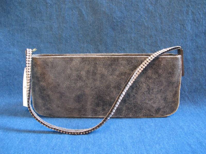 Leslie Hsu Distressed Schwarz Leder Clutch Mit Swarovski Kristallband Nwt von itgirlvintagecloset