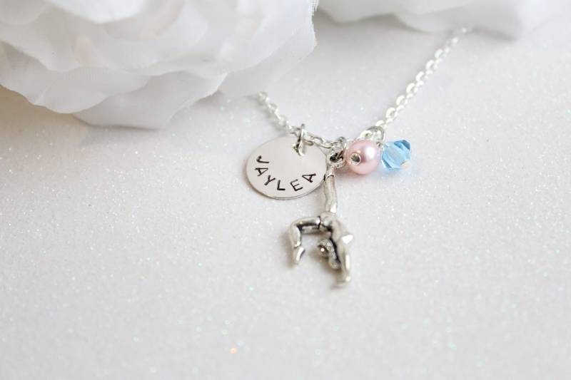 Gymnastik Halskette - Personalisierte Sterling Silber Name Charm Mädchen Gymnast von ittybittyBBoutique