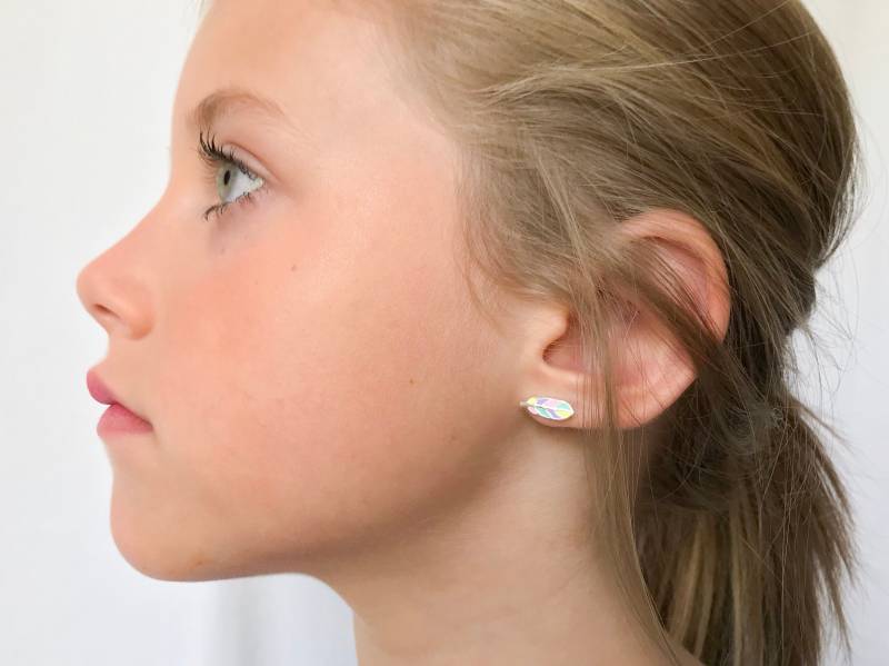 sterling Silber Regenbogen Federn Ohrstecker | Kinderohrringe Hypoallergene Kleinkinder Ohrringe Emaille sterling Silber Regenbogen Federn Ohrstecker | Kinderohrringe Hypoallergene Kleinkinder Ohrringe Emaille von iuaccessories
