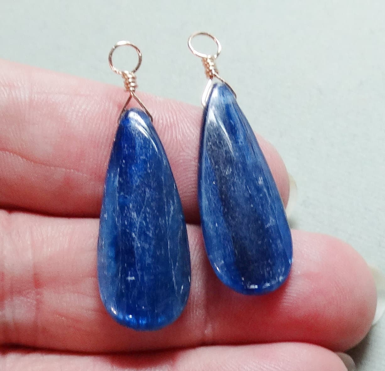12x30mm Aa+ Blau Kyanit Wechsel Ohrring Charms Jacken Sterling, Rose Oder Yg von ivorynjewels