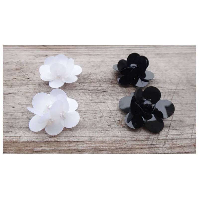 50 Stück Schwarze Elfenbeinfarbene Paillettenperlen Strasssteine Blumen Blumenapplikationen Patch Brosche Schuhe Taschen Kleidung Dekorativ 3 cm 1 von ivyverynice