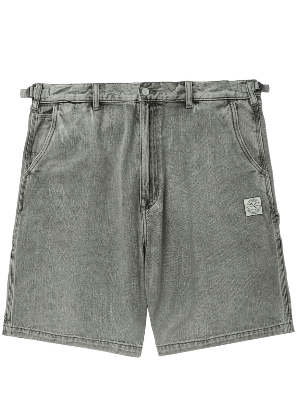 izzue Jeans-Shorts mit Logo-Patch - Grau von izzue