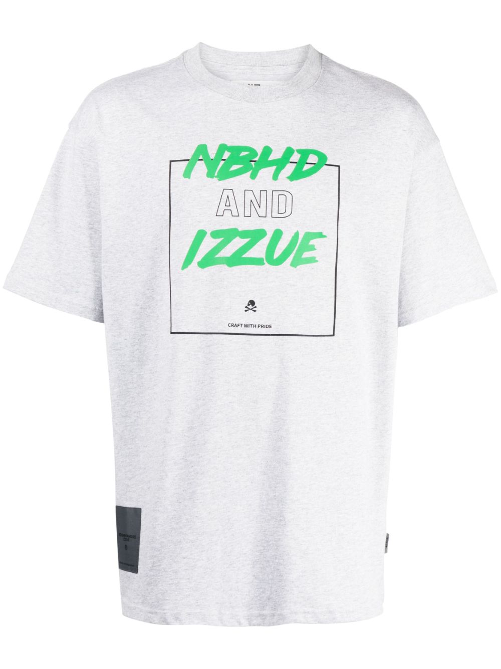 izzue T-Shirt mit grafischem Print - Grau von izzue