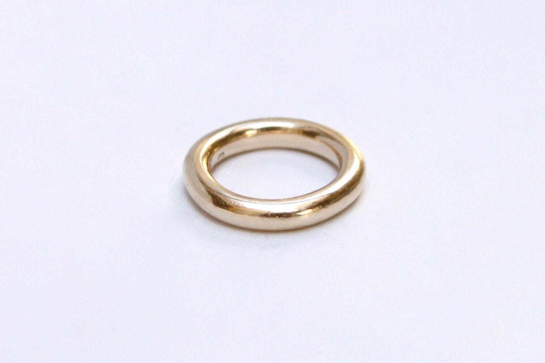 Full Round Stapelring Silber Und Gold Yin Band Full Round Stapelring Silber Und Gold Yin Band von jacandhugo