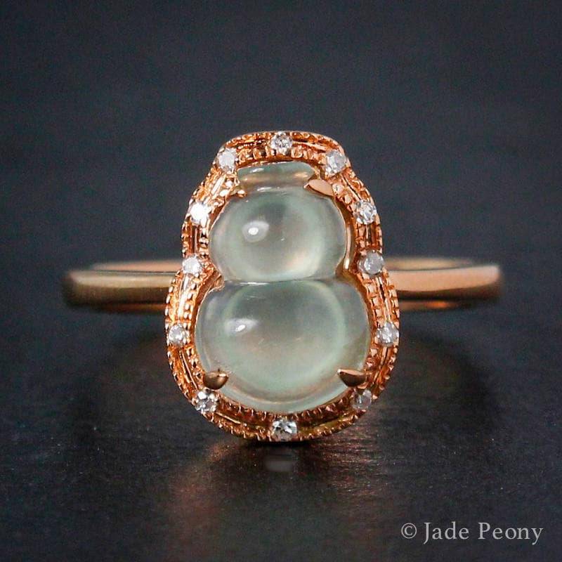 Eisiger Jadeit Glücklicher Kürbis Ring - 18Kt Rosegold Diamant Akzent von jadepeony