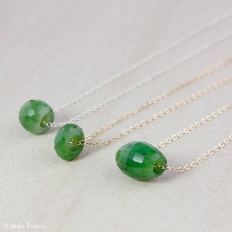 Nephrit Jade Anhänger Halskette - Wählen Sie Ihre Gold Fill Oder Sterling Silber von jadepeony