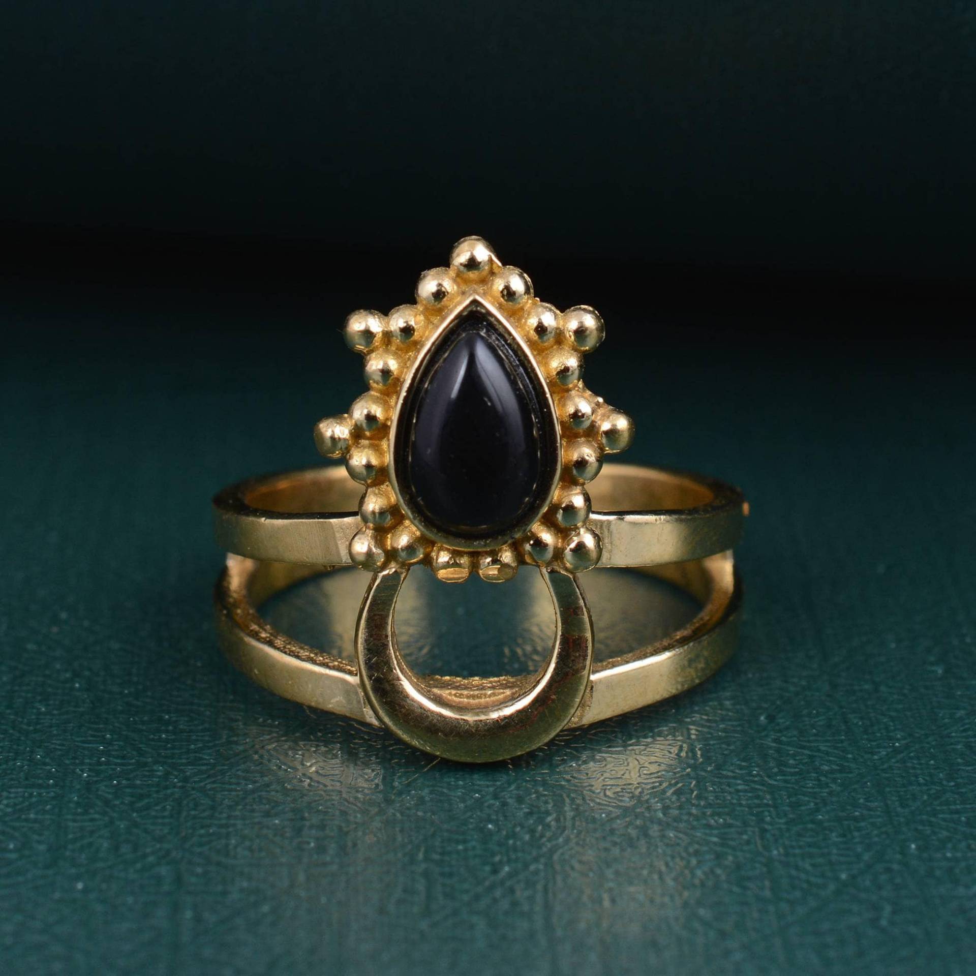 Halbmond Ring, Schwarzer Obsidian Messing Ring Für Frauen, Tropfen Statement Boho Schmuck von jaipurjewelryIN