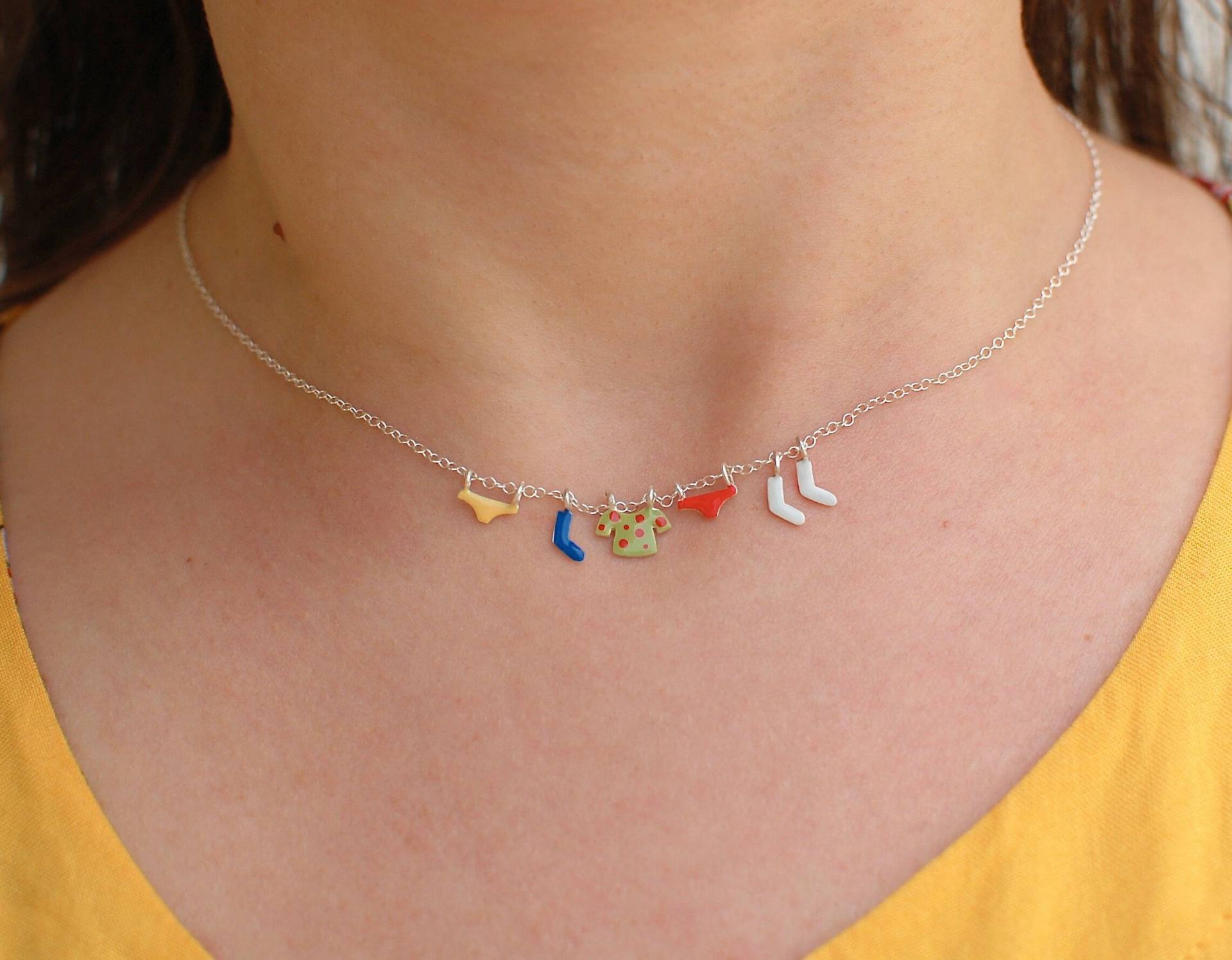 Wäsche-Halskette, Sterling-Silber-Halskette An Einer Kette, Bunte Emaille-Charms, Lustiger Schmuck von jamincjewelry