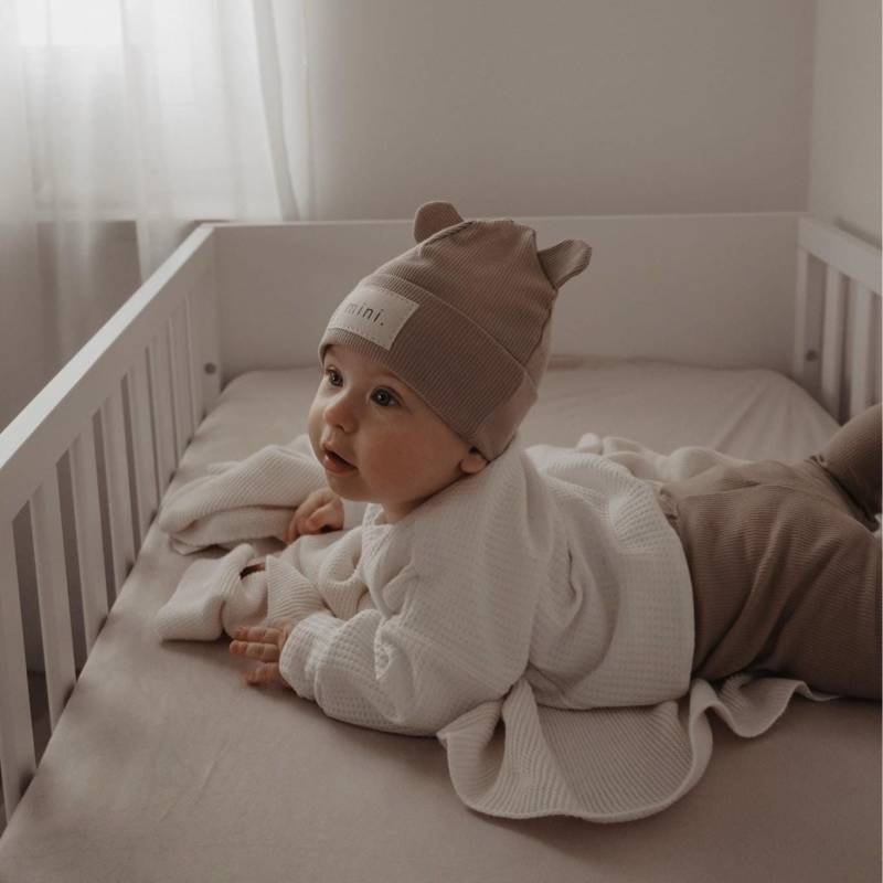 Jersey Beanie Für Babys - Handgemachte Mütze Mit Bärchendesign Weiche Kindermütze Jungen & Mädchen Warme Wintermütze von jandbIdesign