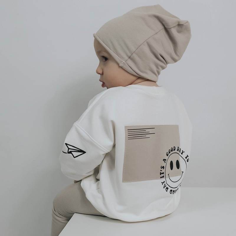 Smiley Oversize Sweater Für Kinder - Handgemachtes Sweatshirt Mit Rückenprint Coole Kindermode von jandbIdesign