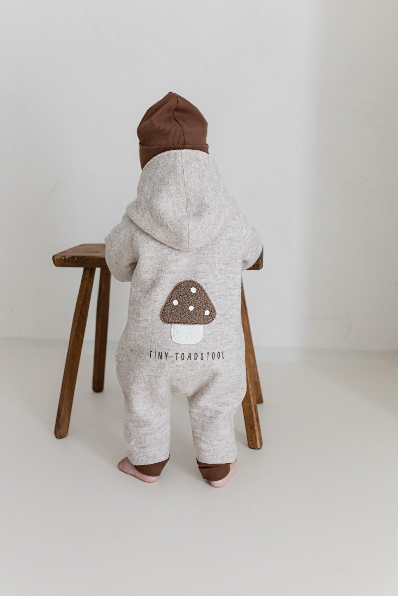 Wollwalk Overall Tiny Toadstool - Gefütterter Baby Walkanzug Handgemachter Winteroverall Aus Schurwolle Warmer Babyanzug Herbst & Winter von jandbIdesign
