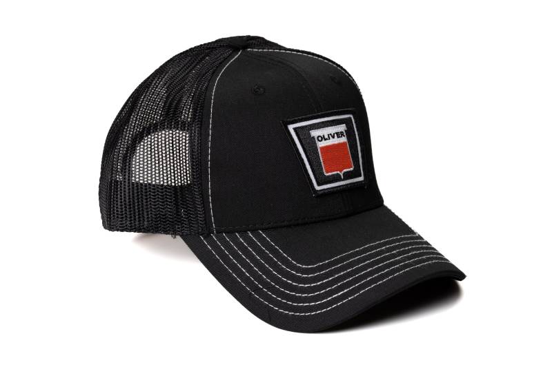 Oliver Tractor Logo-Mütze, Keystone-Logo, Schwarzes Netz Mit Weißen Akzentnähten von janddproductions