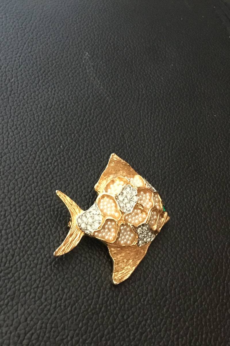Jahrgang Gem Handwerk Corp Engel Fisch Mosaik Brosche von jaysdelights