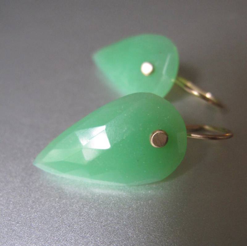 Chrysopras Tropfen Solide 14K Gold Ohrringe Chrysopras Tropfen Solide 14K Gold Ohrringe von jenco8