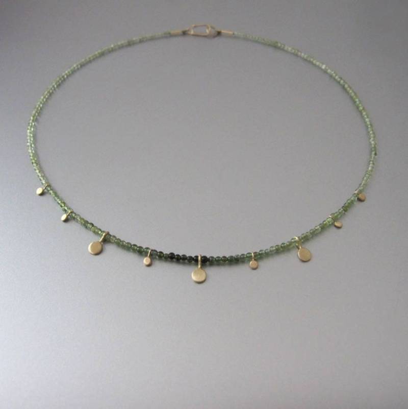 Grüner Turmalin Seed Bead Gold Disc Dangle Solid 14K Halskette Grüner Turmalin Seed Bead Gold Disc Dangle Solid 14K Halskette von jenco8