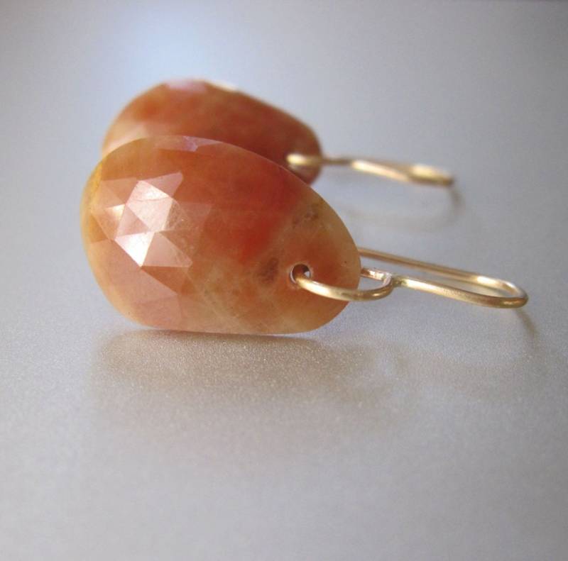 Orange Saphir Rose Cut Tropfen Solide 14K Gold Ohrringe Orange Saphir Rose Cut Tropfen Solide 14K Gold Ohrringe von jenco8
