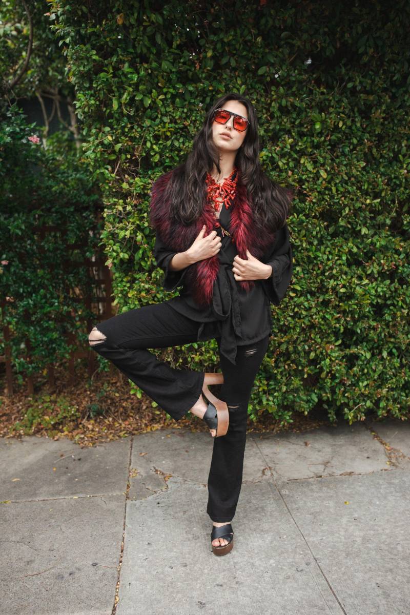 Ochsenblut Kunstpelz Kragen Ochsenblut Kunstpelz Kragen von jennafergrace