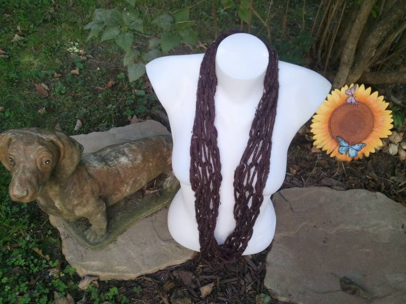 Arm Stricken Infinity Schal | Haube in Chunky Brown Tweed Garne Arm Stricken Infinity Schal | Haube in Chunky Brown Tweed Garne von jenncatsmeow