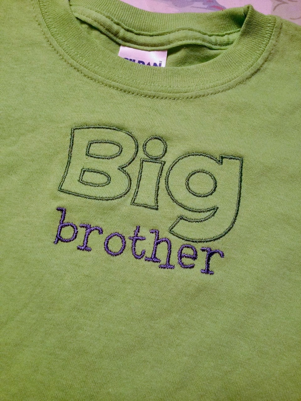 Kiwi Grün Big Brother Kurzarm Bestickt ShirtJugend Xs Größe Kiwi Grün Big Brother Kurzarm Bestickt ShirtJugend Xs Größe von jenncatsmeow