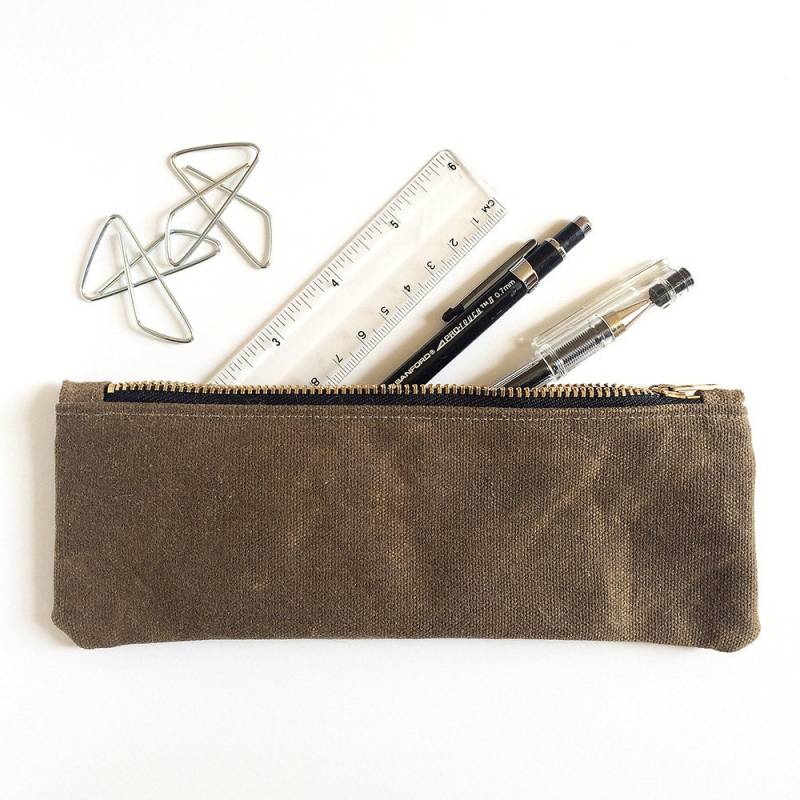 Schlanke Gewachste Canvas Reißverschlusstasche, Stiftetasche Schlanke Gewachste Canvas Reißverschlusstasche, Stiftetasche von jennengStudio