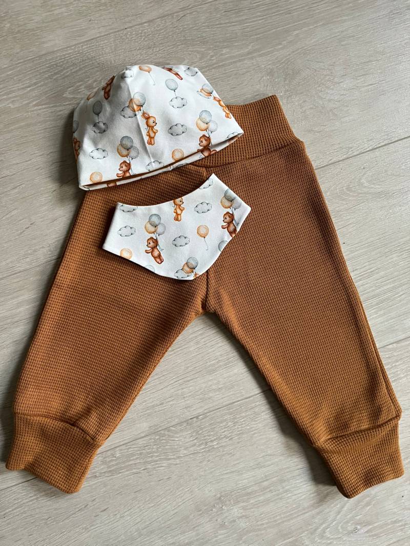 Baby Set Newborn Homecoming Waffeljersey Mit Halstuch Und Mütze in Gr. 56 - 68 Junge/Mädchen von jennyskreativlounge