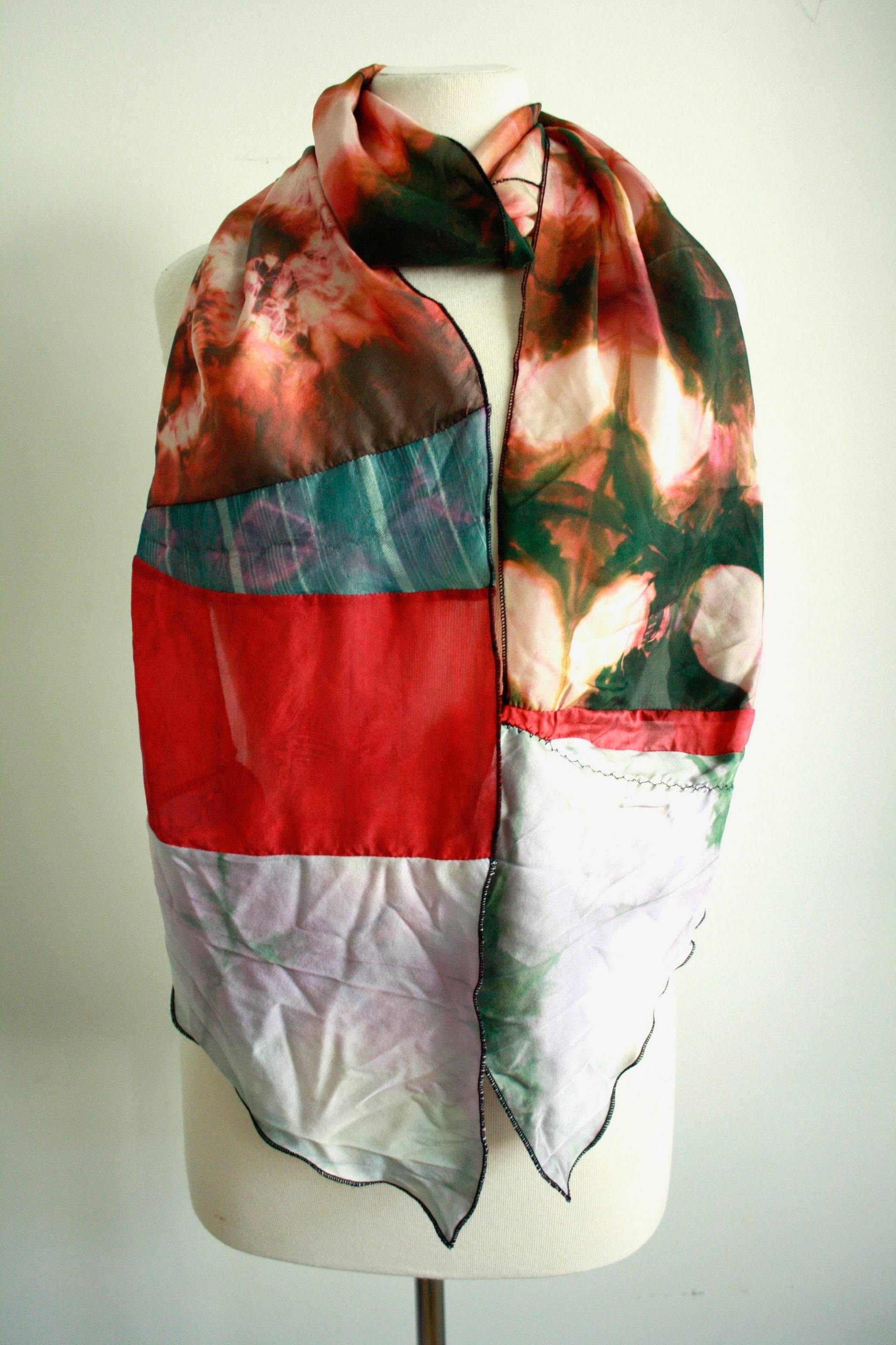 Seiden-Shibori-Collage-Schal in Rost Und Oliv-Multi, Einzigartiger Schal, Shibori-Schal, Seidenschal Seiden-Shibori-Collage-Schal in Rost Und Oliv-Multi, Einzigartiger Schal, Shibori-Schal, Seidenschal von jennythreads