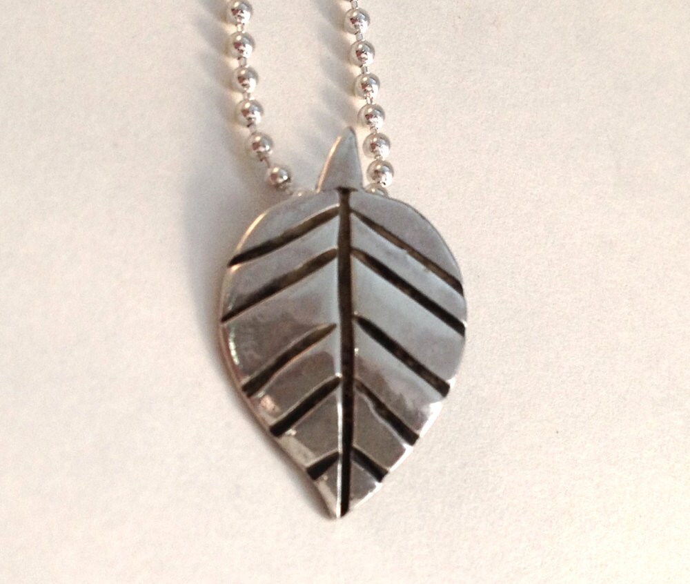 Blatt Dime Anhänger Aus Silbermünze von jessiedriscoll