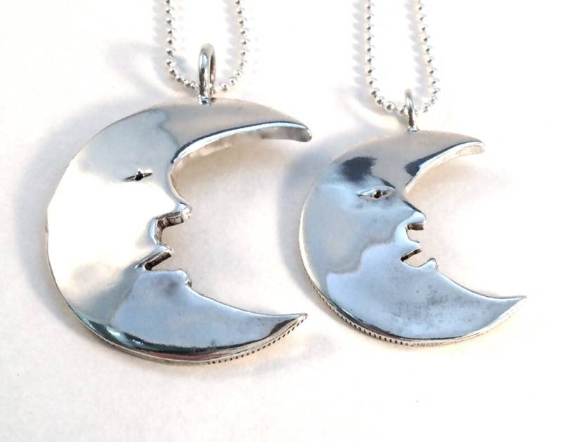 Moon Man Halb Dollar Anhänger Vintage American Silver Liberty Münze Moon Man Halb Dollar Anhänger Vintage American Silver Liberty Münze von jessiedriscoll
