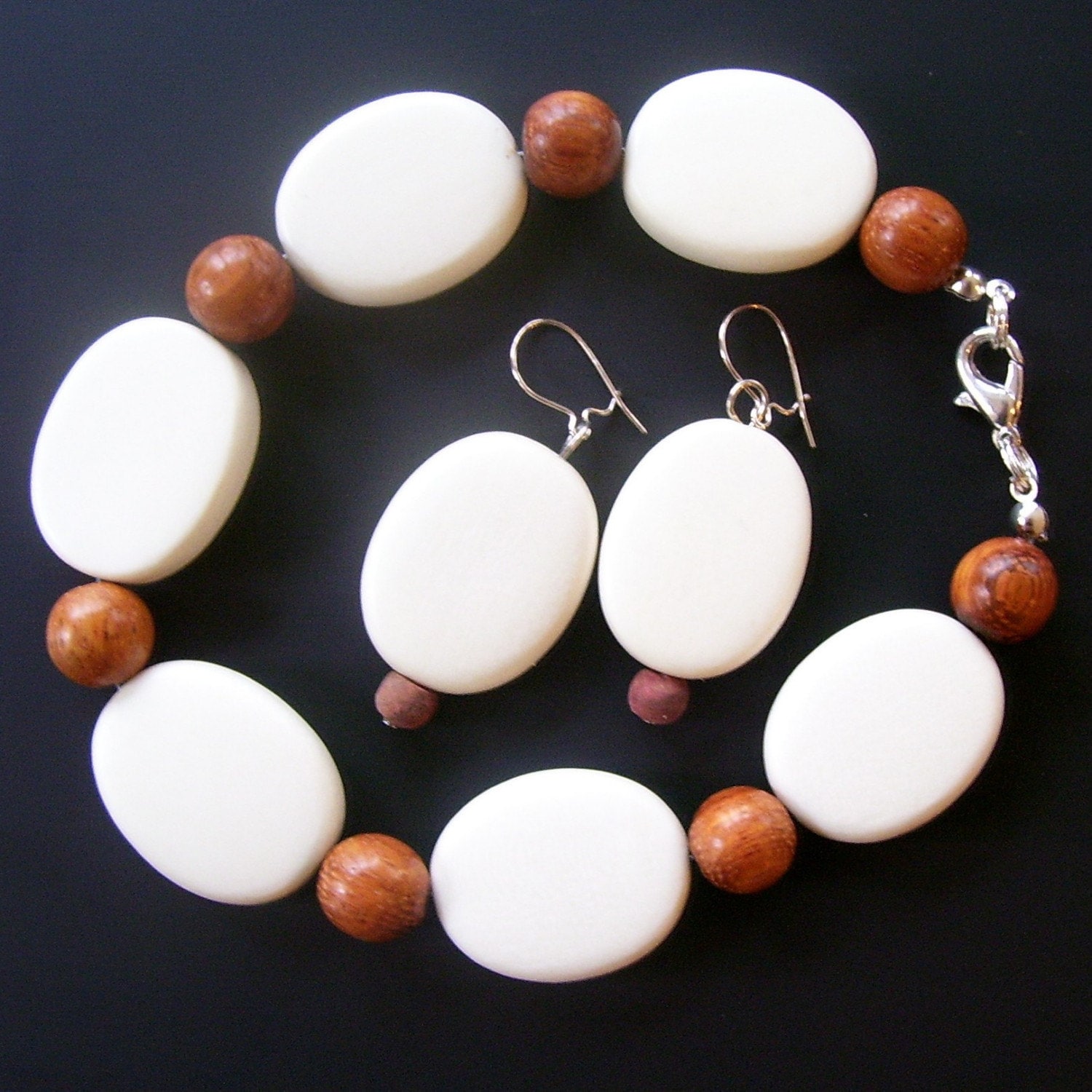 Woodsy Armband Und Ohrringe Set Woodsy Armband Und Ohrringe Set von jetsy