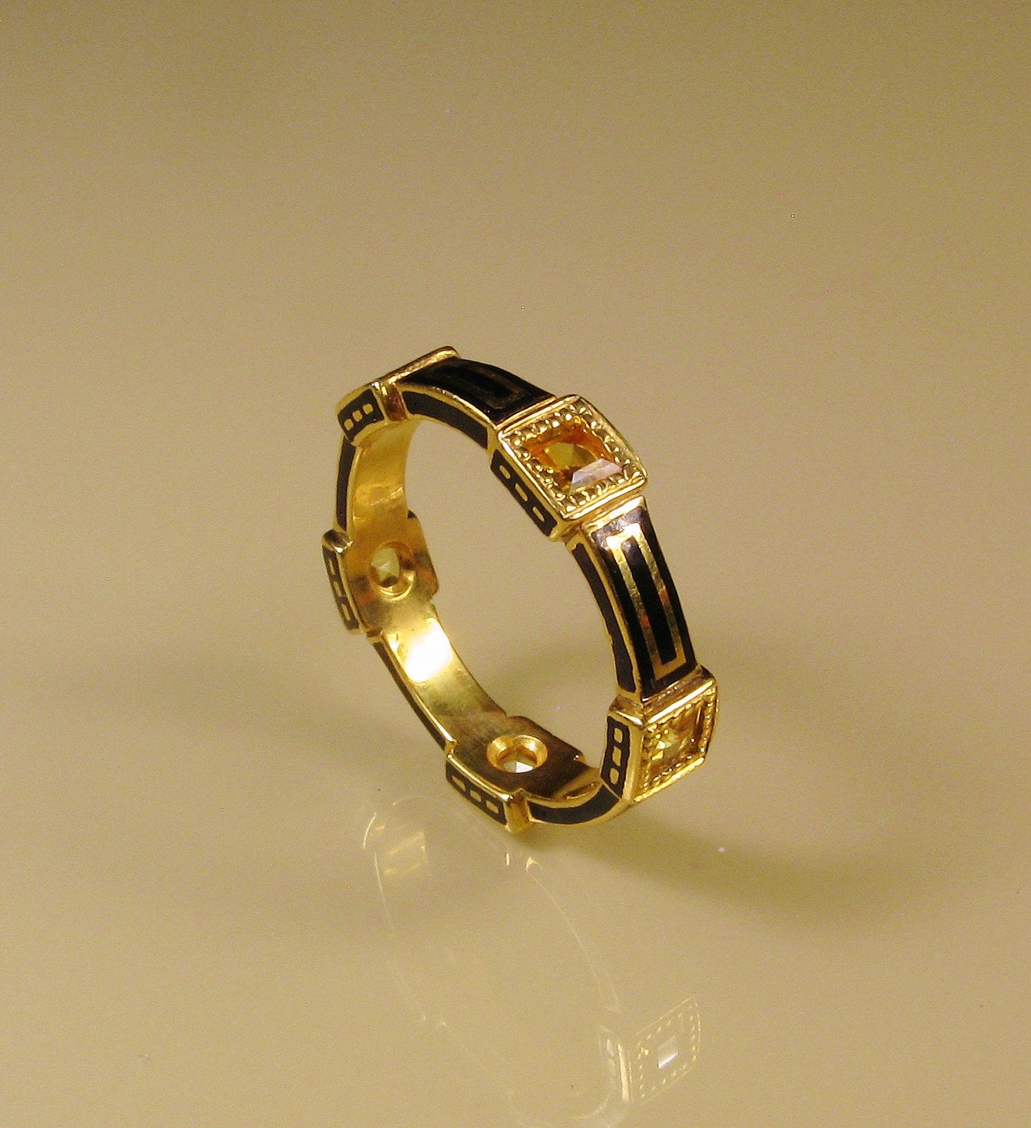 Gelber Saphir Band Ring - Art Deco Emaille Schwarz-Gelb 14K Gold von jewelAbench