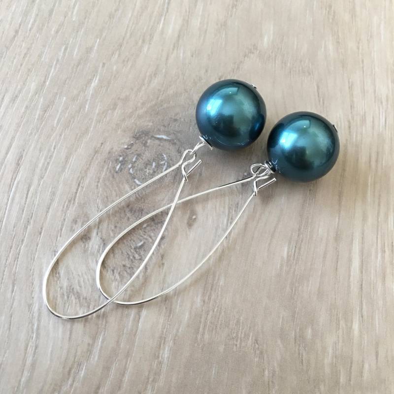 Blaue Perle Ohrringe Große Blaue Chunky Metallic Lange 16 Mm Perlen von jewelbytessyla