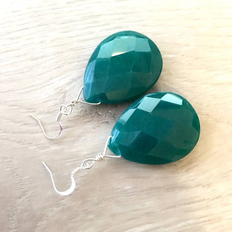 Grüne Teardrop Ohrringe Große Grüne Chunky Edelstein Urlaub Briolette von jewelbytessyla