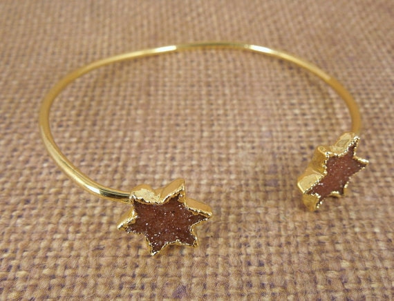 Druzy Stern-Armreif - Verstellbarer Gold-Armreif Mit Gold Galvanisiertem Druzy-Sternchenarmband | G-004 von jewelersparadise